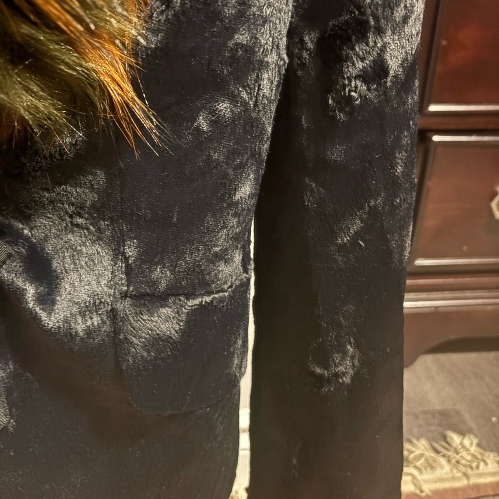 Club Monaco Black Teddy Jacket with Faux Fur Trim - Picture 8 of 8